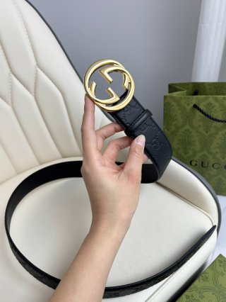 Gucci belts Gucci belts