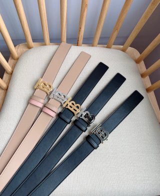 Burberry-Belts