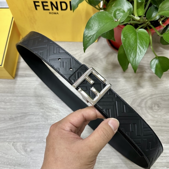 Fendi-Belts