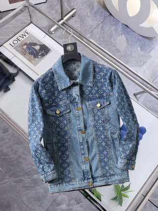 Coats & Jackets Coats & Jackets