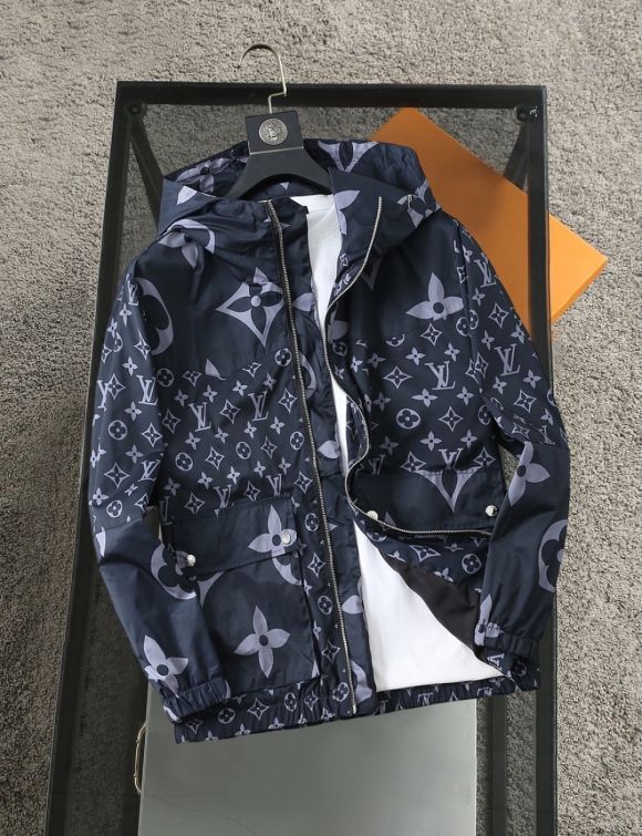 Coats & Jackets Coats & Jackets