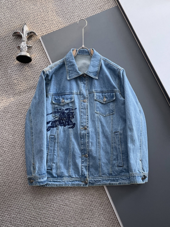 Hoodies & Sweatshirts Hoodies & Sweatshirts