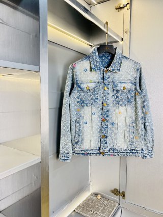 Coats & Jackets Coats & Jackets