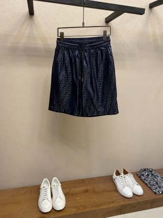 Hoodies & Sweatshirts