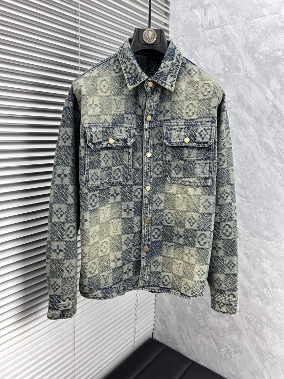 Coats & Jackets Coats & Jackets