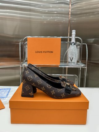 Womens shoes collection