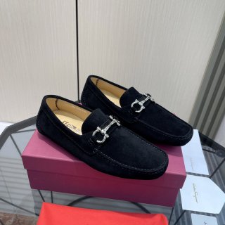 FerragamoSHOES