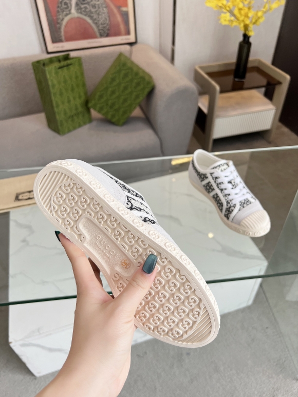 Womens shoes collection