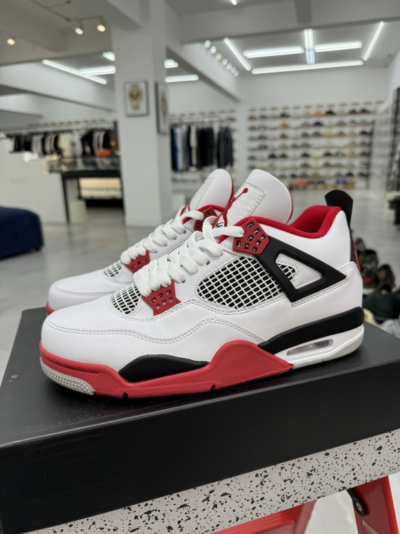AirJordan4SHOES