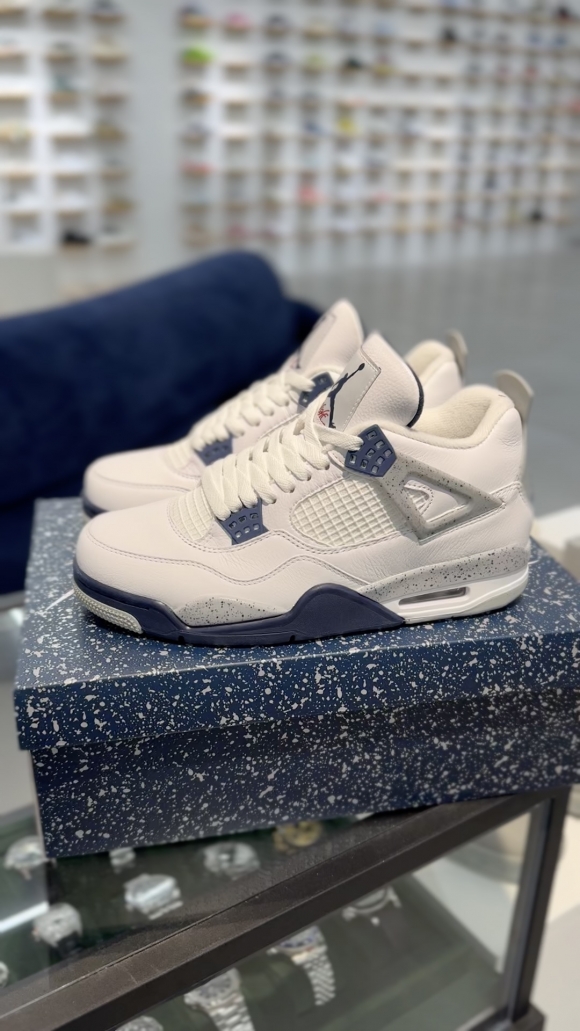 AirJordan4SHOES