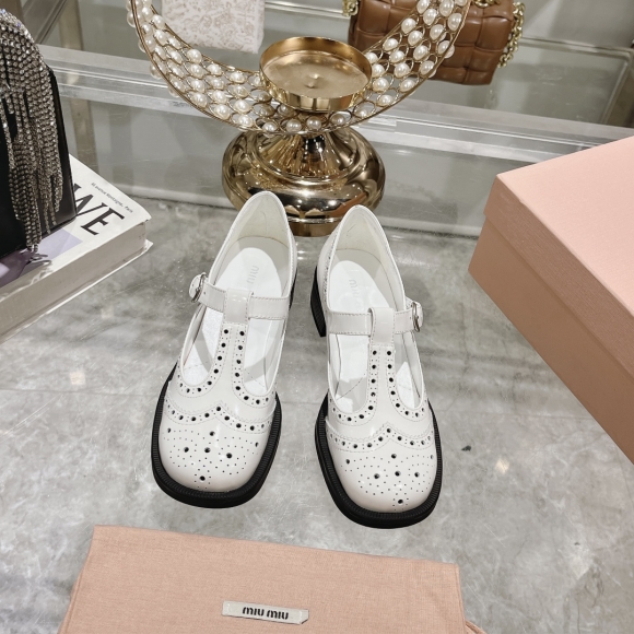 Womens shoes collection