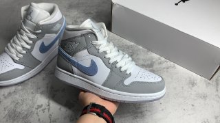 AirJordan1MidSHOES