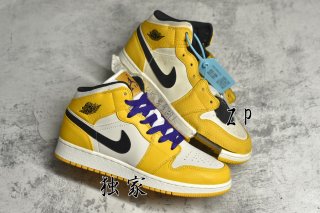 AirJordan1MidSHOES