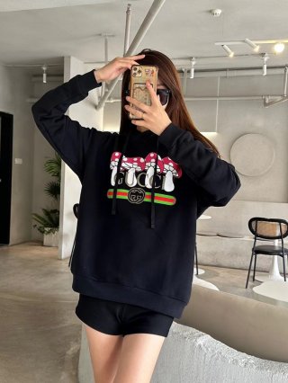 Hoodies & Sweatshirts Hoodies & Sweatshirts