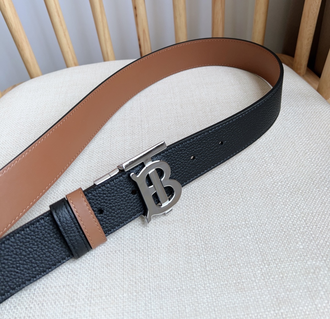 Burberry-Belts