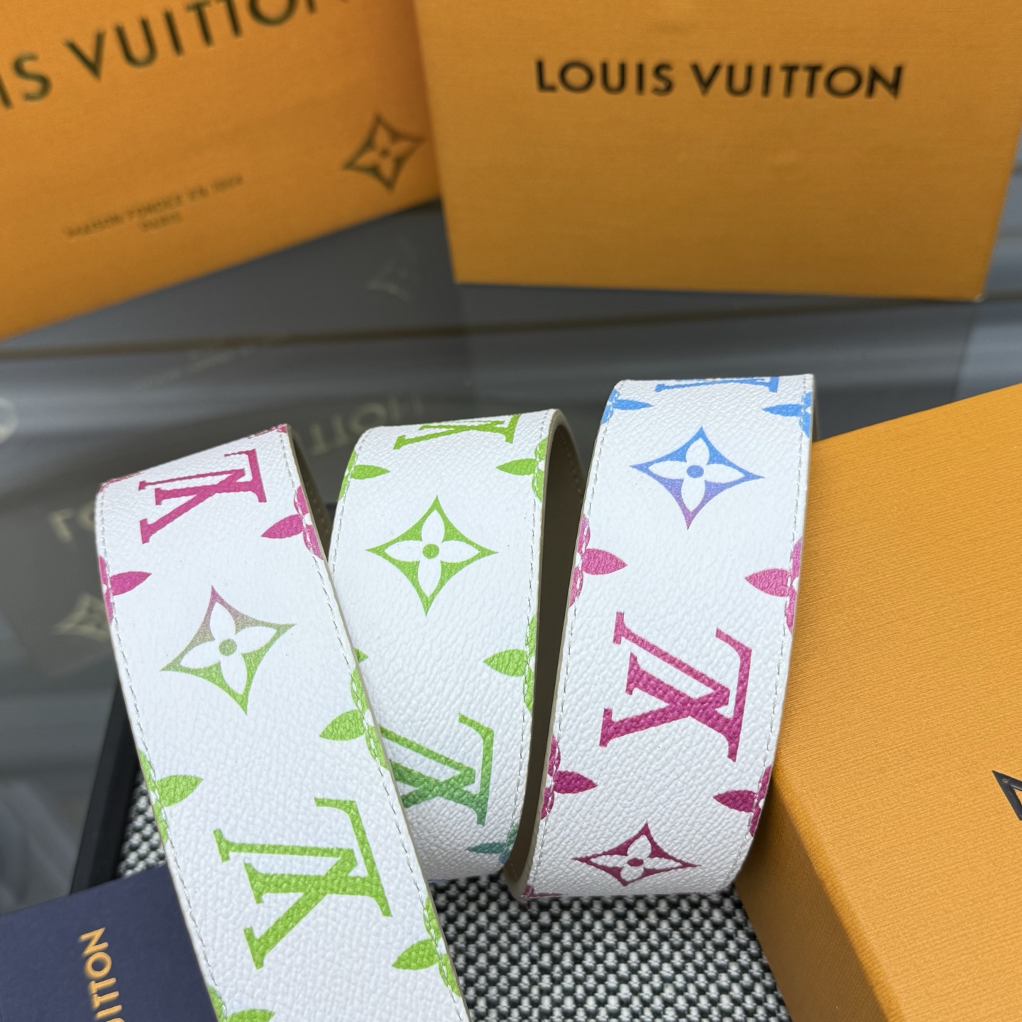 LV-Belts