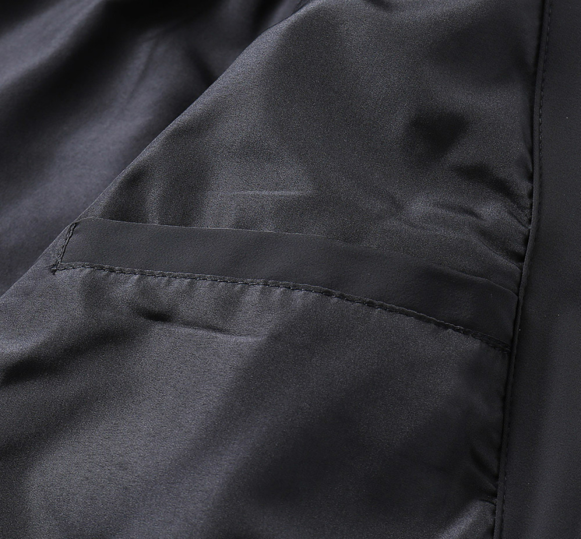 Hoodies & Sweatshirts