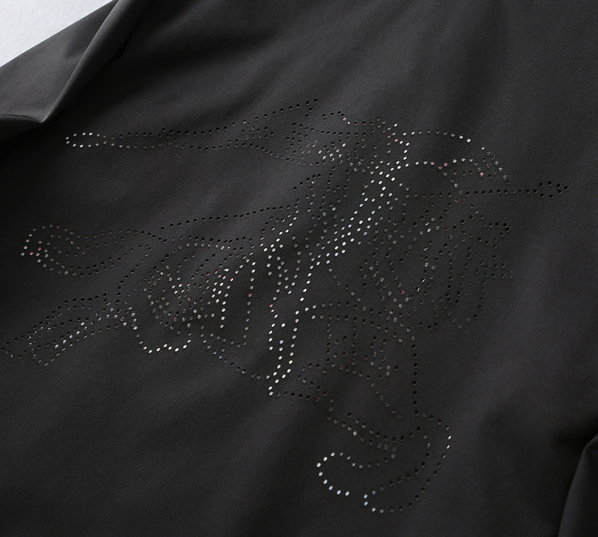 Hoodies & Sweatshirts