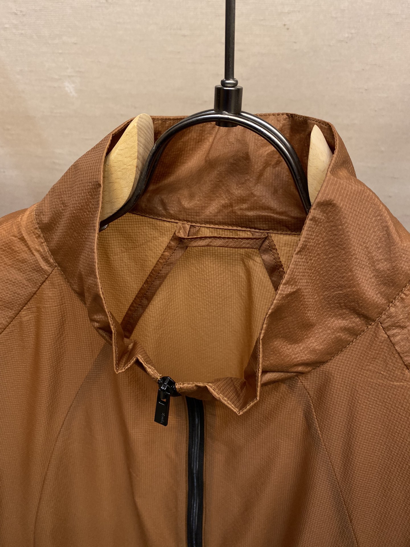 Hoodies & Sweatshirts