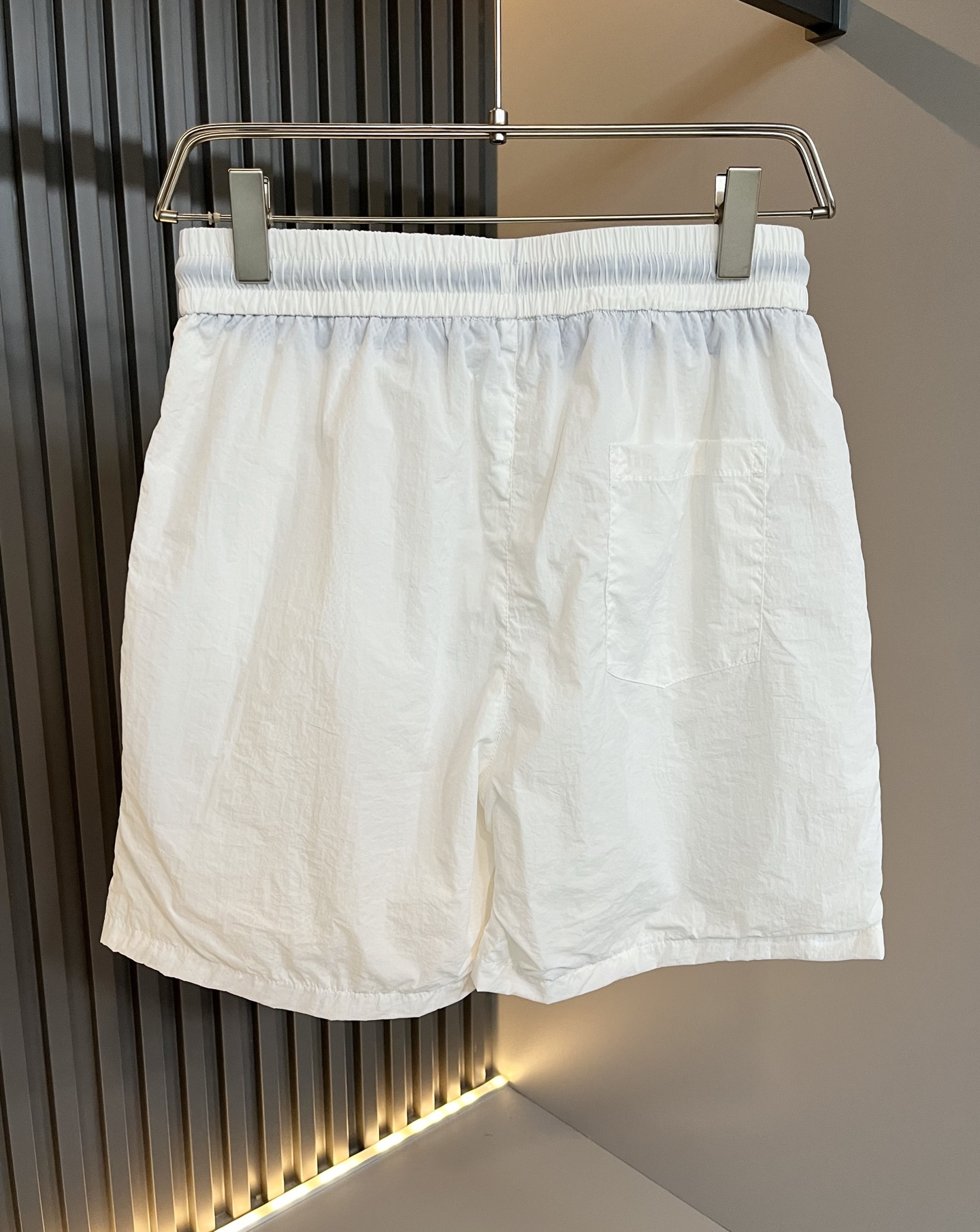 Hoodies & Sweatshirts