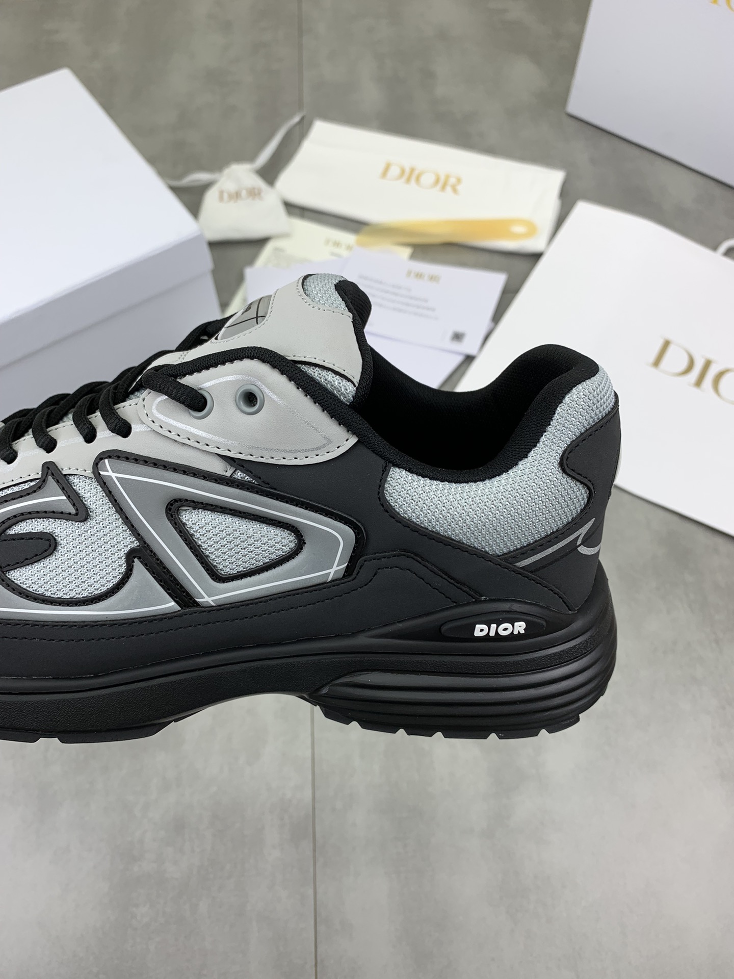 DiorSHOES