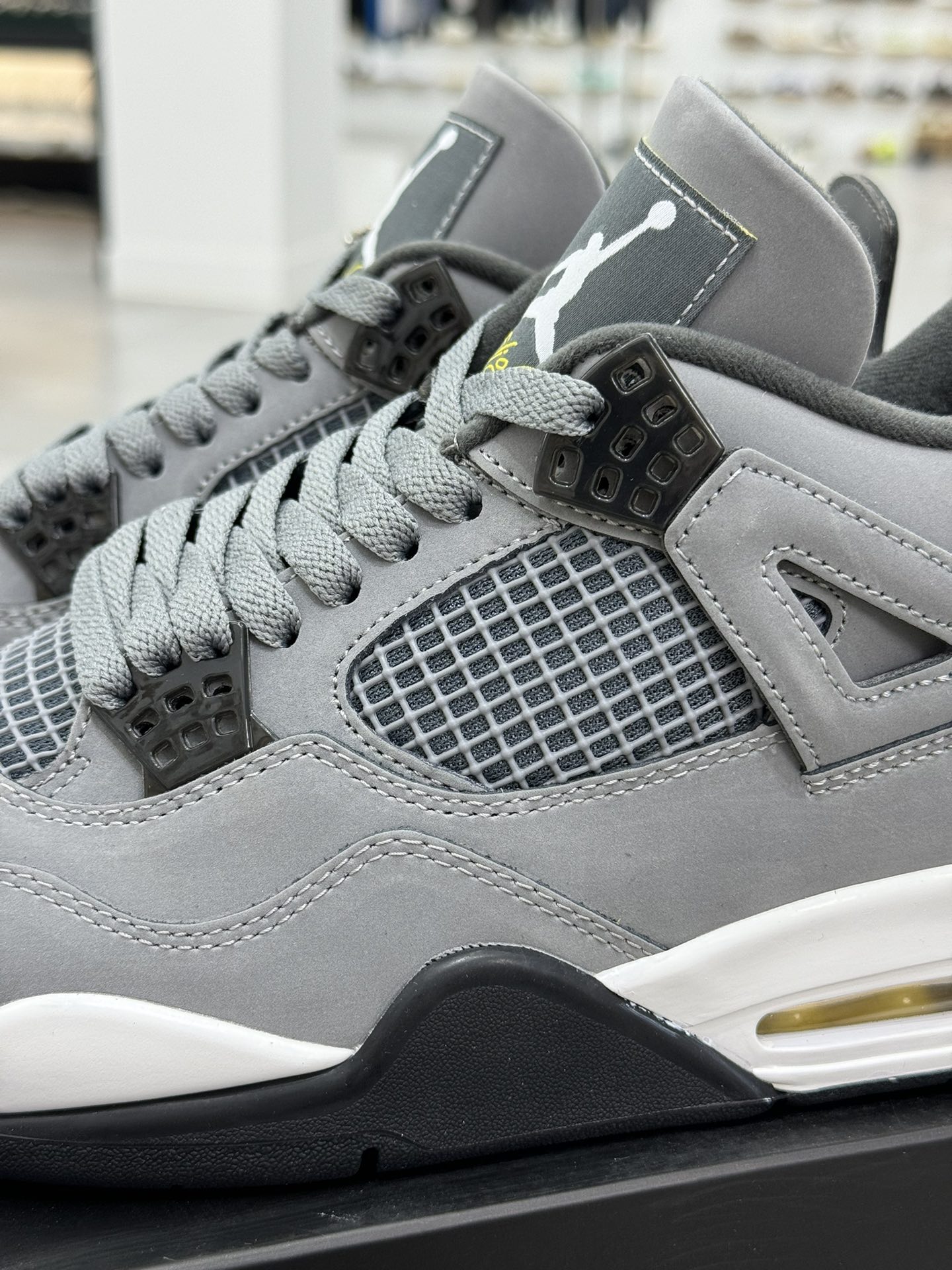 AirJordan4SHOES