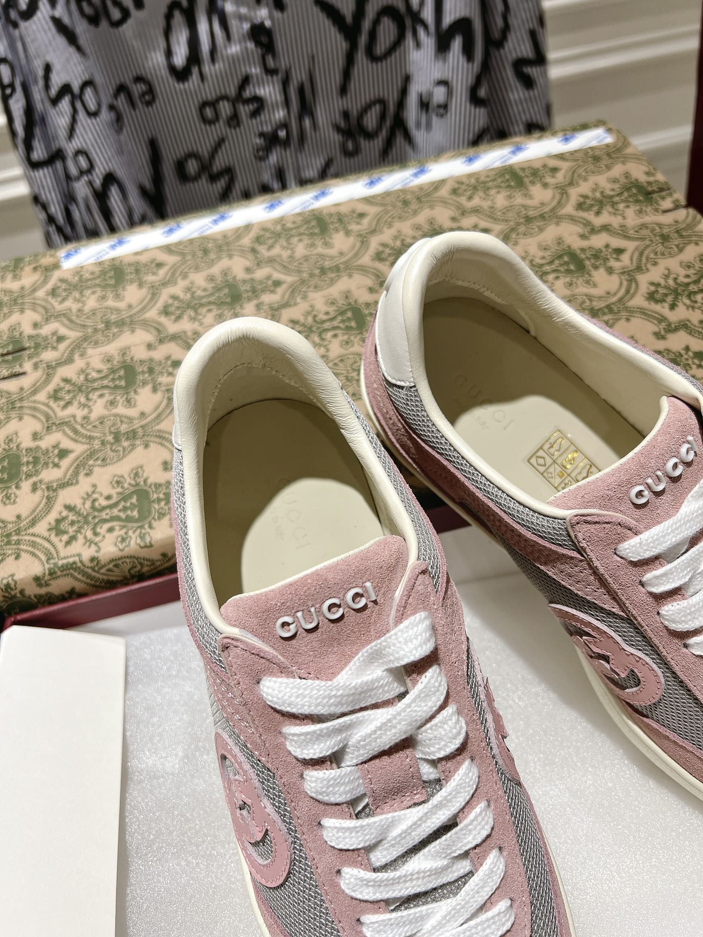 GucciShoes
