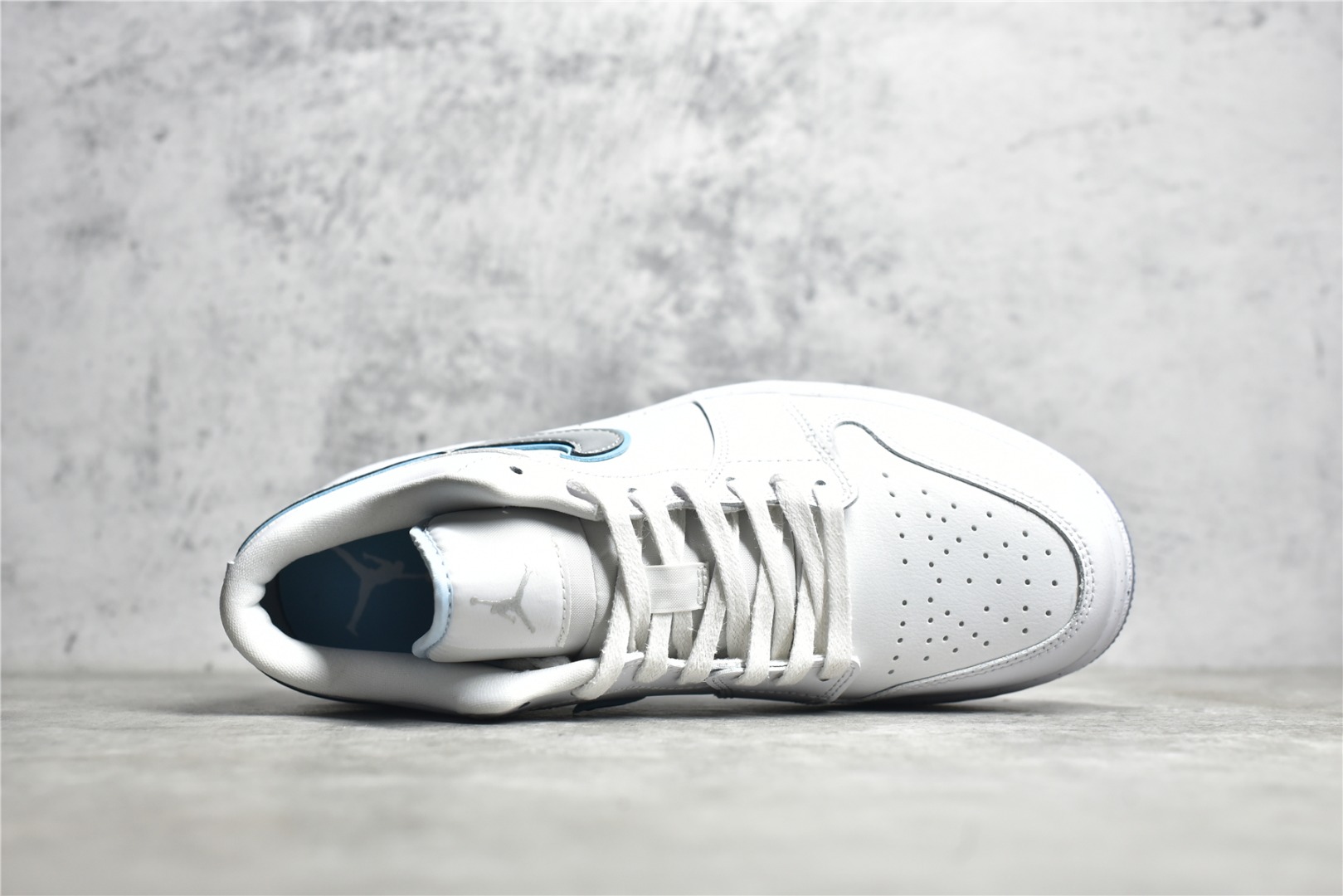AirJordan1LowSHOES